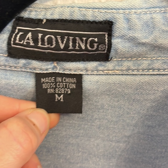 Vintage LA Loving Denim Embroidered Cabin Style Oversized Shirt - Picture 4 of 4